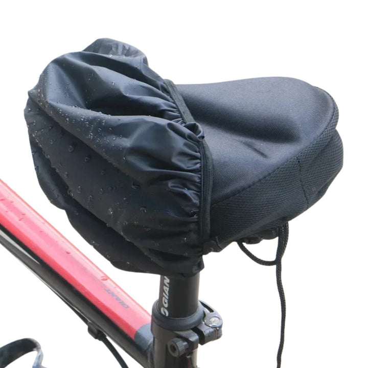 Saddle cover fitted on a bicycle