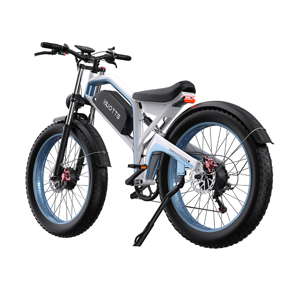 Duotts N26 fat-tyre e-bike seen from the front in grey