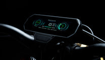 Close-up of the 79BIKE Falcon Pro display