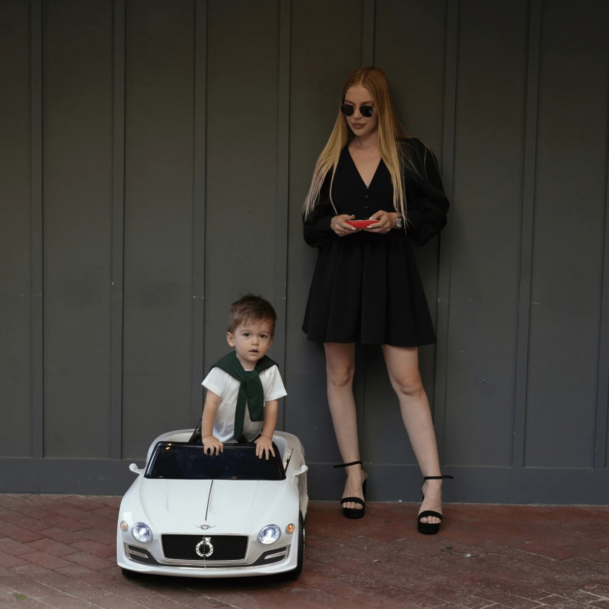 Kids' Electric Ride-On Car Bentley EXP 12 - Wheelyshop