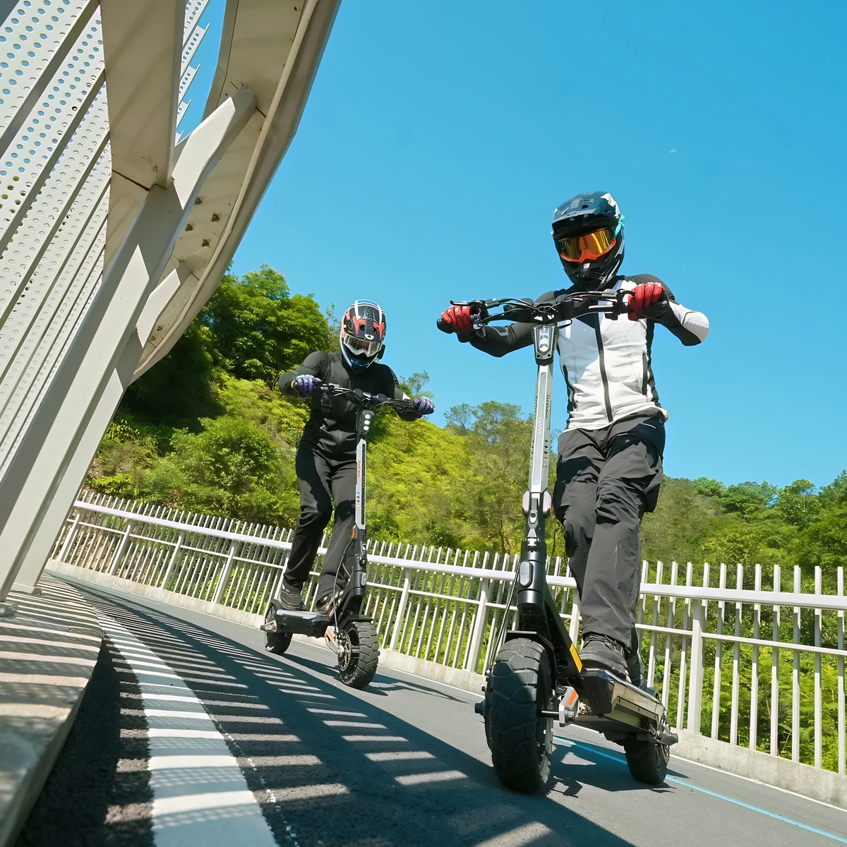 KuKirin T4 - Electric scooter - Wheelyshop