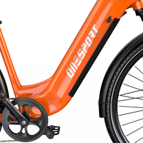 OneSport OT05 Max, close-up of orange frame with OneSport text, crank area, pedal and front wheel