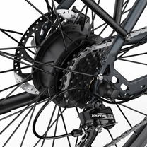 OneSport OT12 Pro, detail of the rear hub, brake disc, cassette and chain