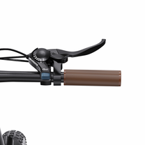 OneSport OT16 Pro close-up of the right side of the handlebar with brake lever, Shimano gear shifter and brown grip