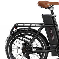 OneSport OT16 Pro, close-up of brown saddle, black luggage rack, battery and rear wheel
