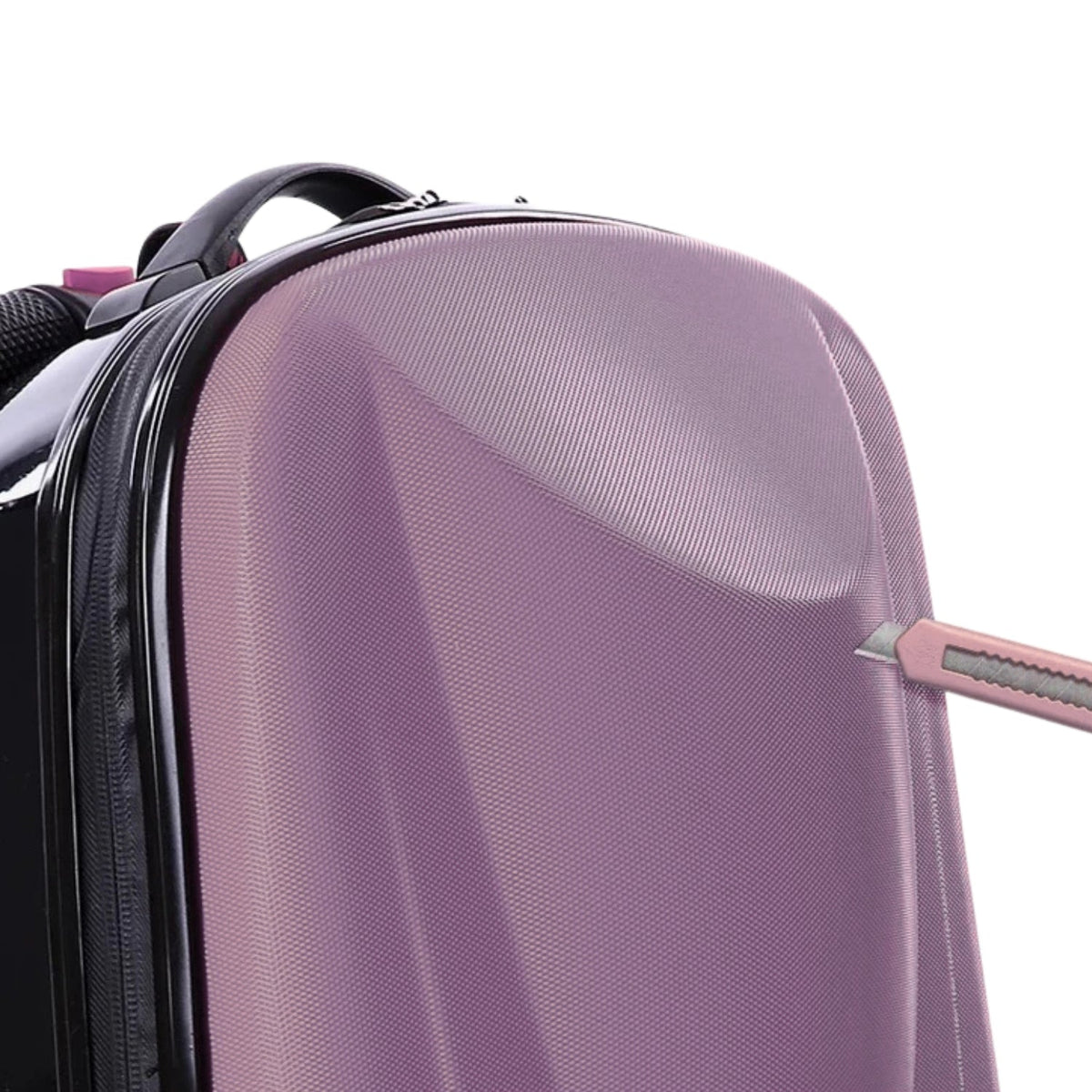 Detail of the Urban Glide Edition scooter suitcase in purple