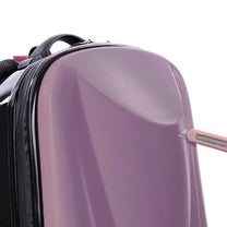 Detail of the Urban Glide Edition scooter suitcase in purple