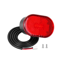Taillight included with the rear mudguard kit for Xiaomi 5 Pro, side view