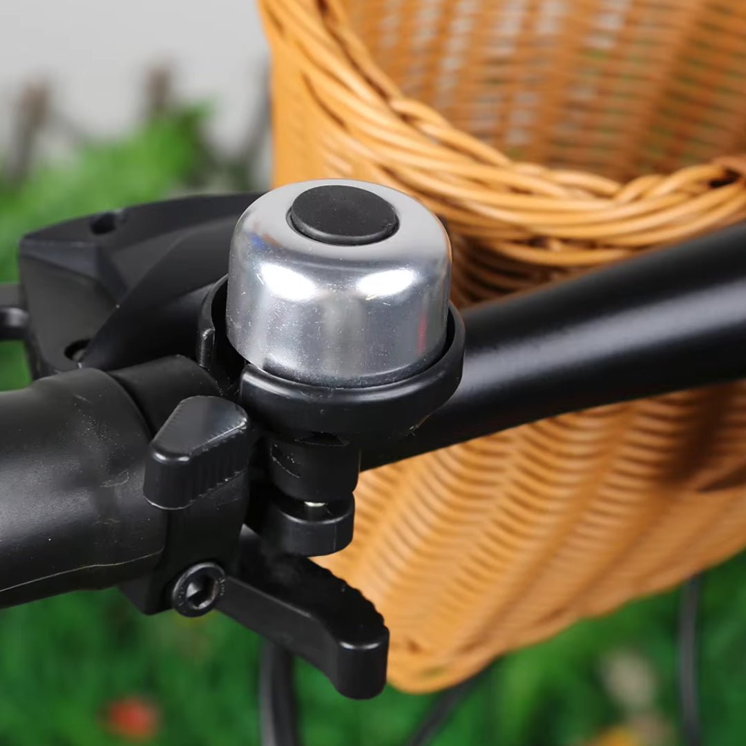 Bicycle basket Classic Edition mounted on handlebars