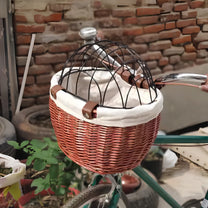 Pet bicycle basket Classic Edition in brown fitted on a bicycle