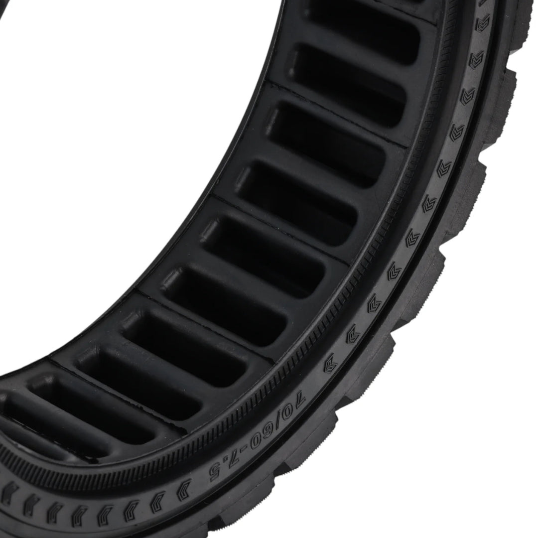 Surface texture of semi-solid tyre 70/60-7.5 for Ninebot Max G3/ZT3 Pro