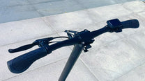DriveTron DT01 handlebar front three-quarter view