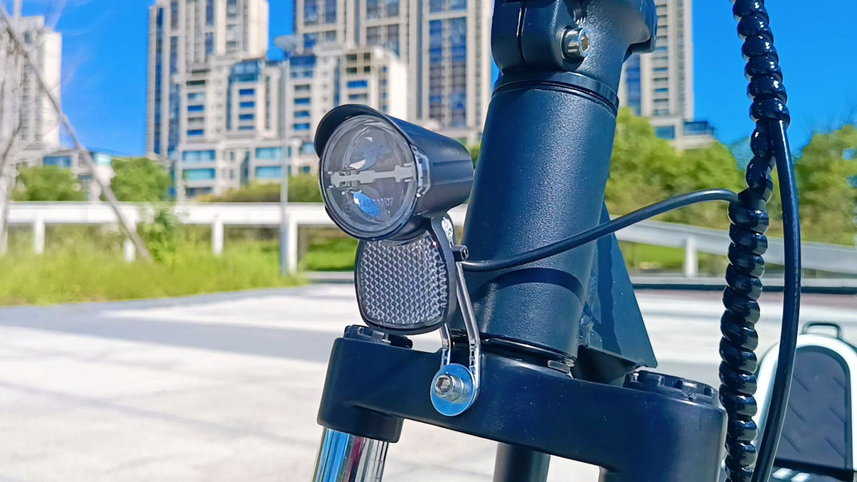 DriveTron DT01 headlight in the city