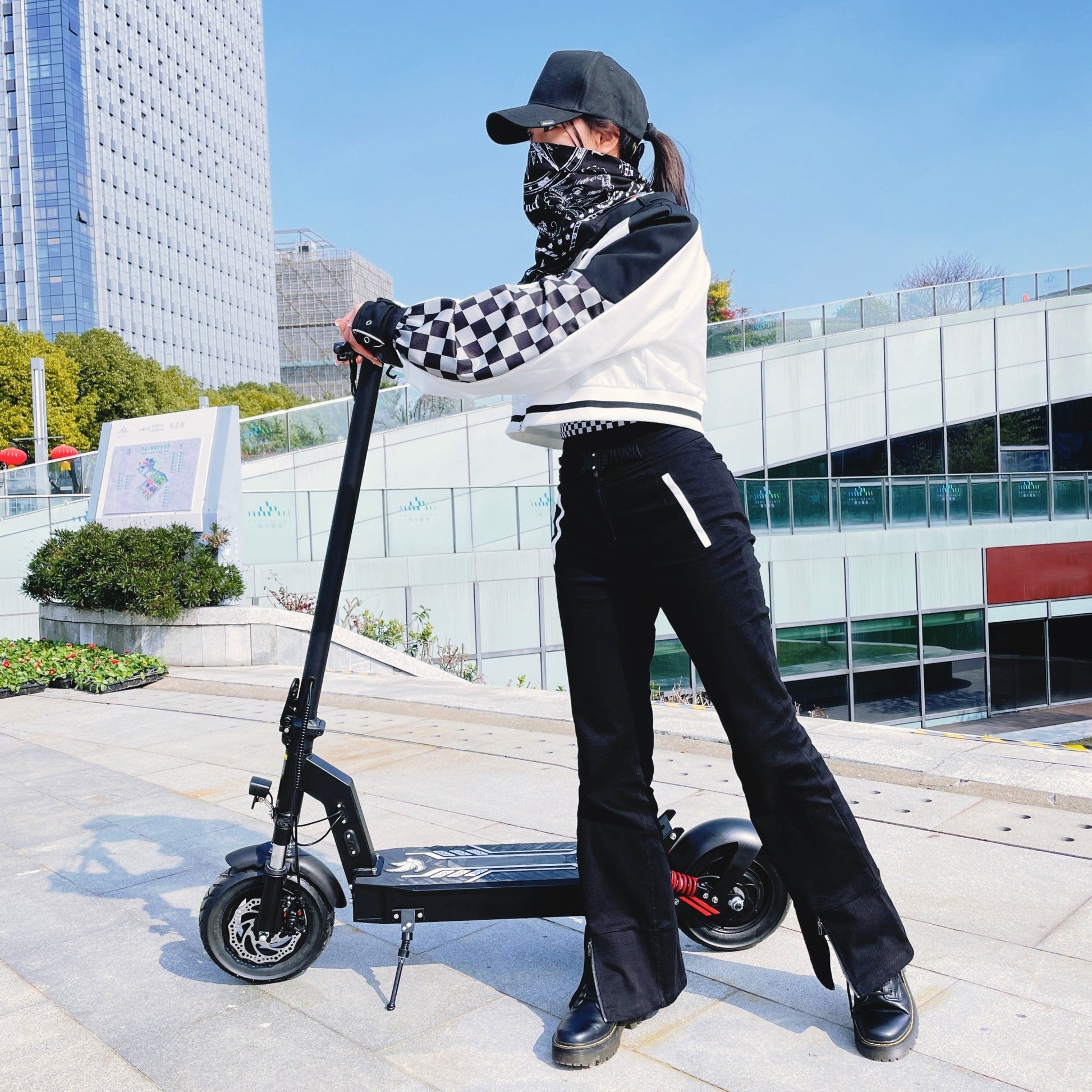 DriveTron DT08 (36V 10Ah) - Patinete eléctrico - Tienda de ruedas