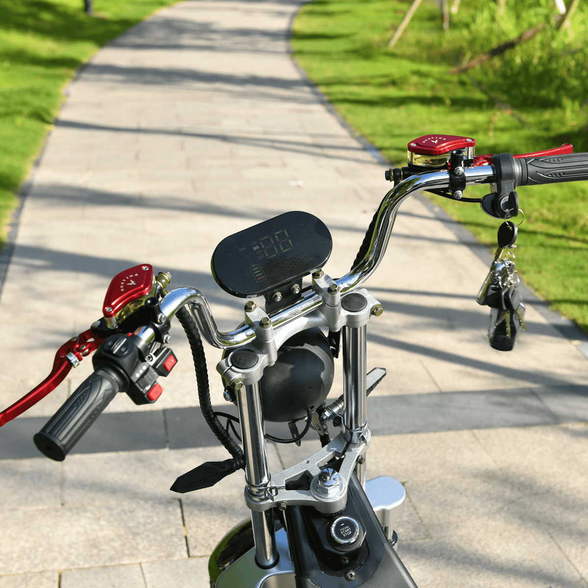 eHoodax X10 City Road handlebar on a footpath