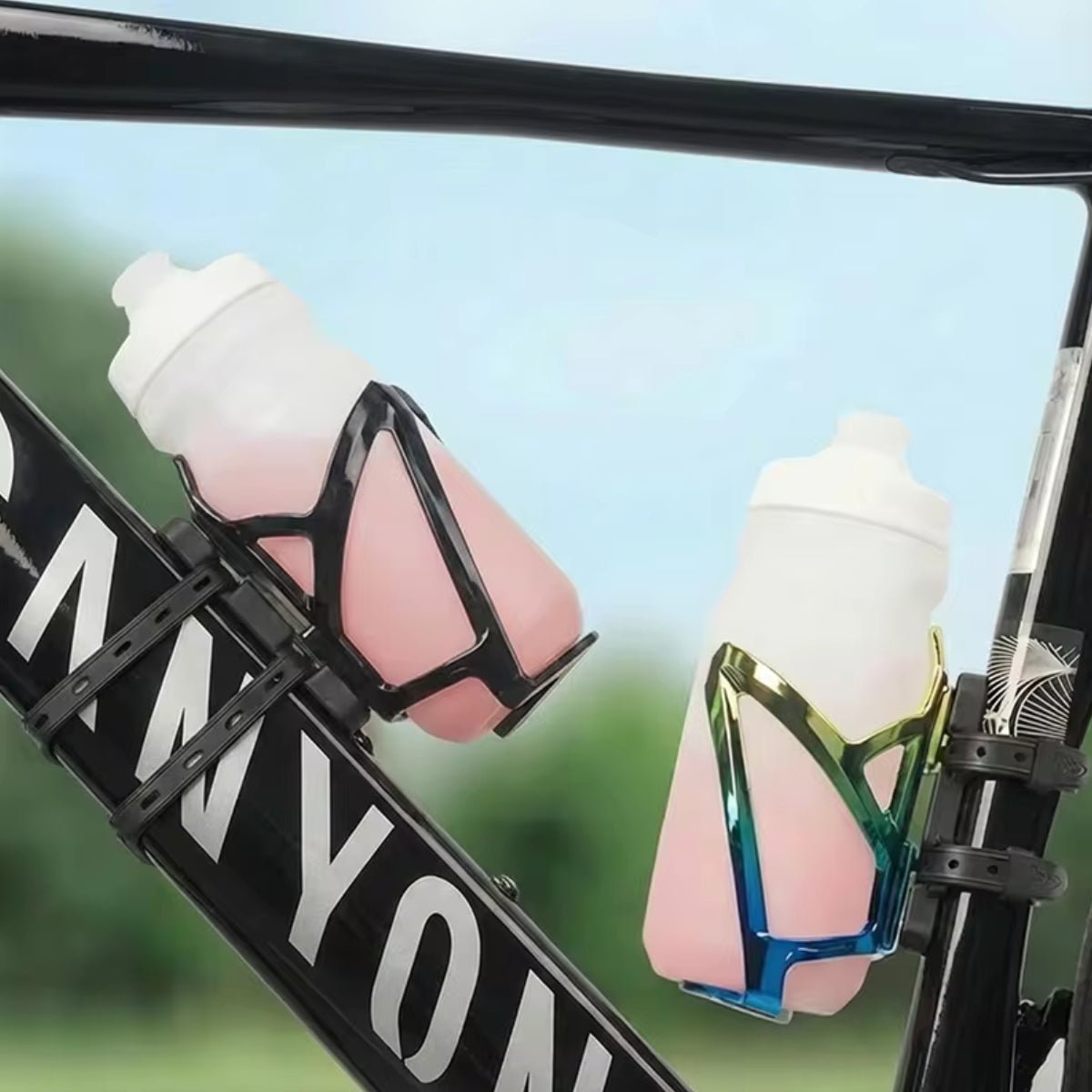 Bottle holder for e-bike frames Premium holding a bottle