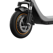 HIKERBOY CURTIS DUAL PRO front wheel and fork front three-quarter view