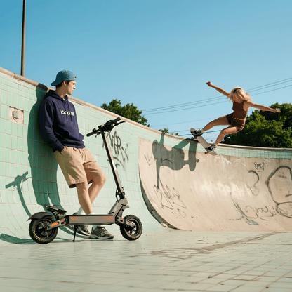 iScooter iF1 - Electric scooter - Wheelyshop