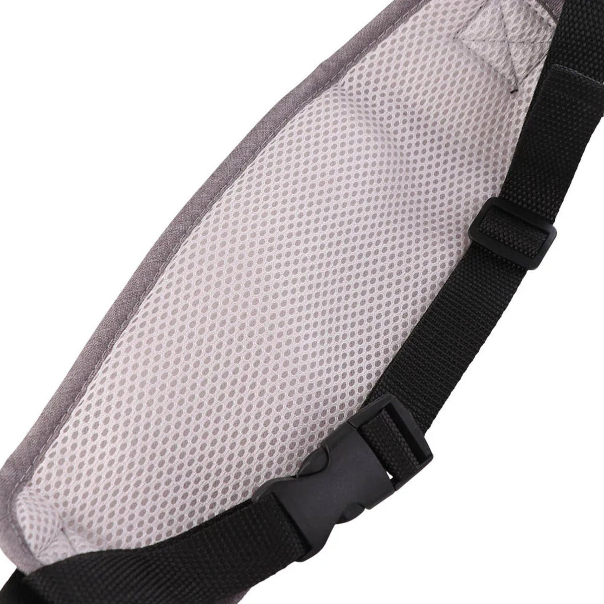 Surface texture of adjustable safety harness with reflective material
