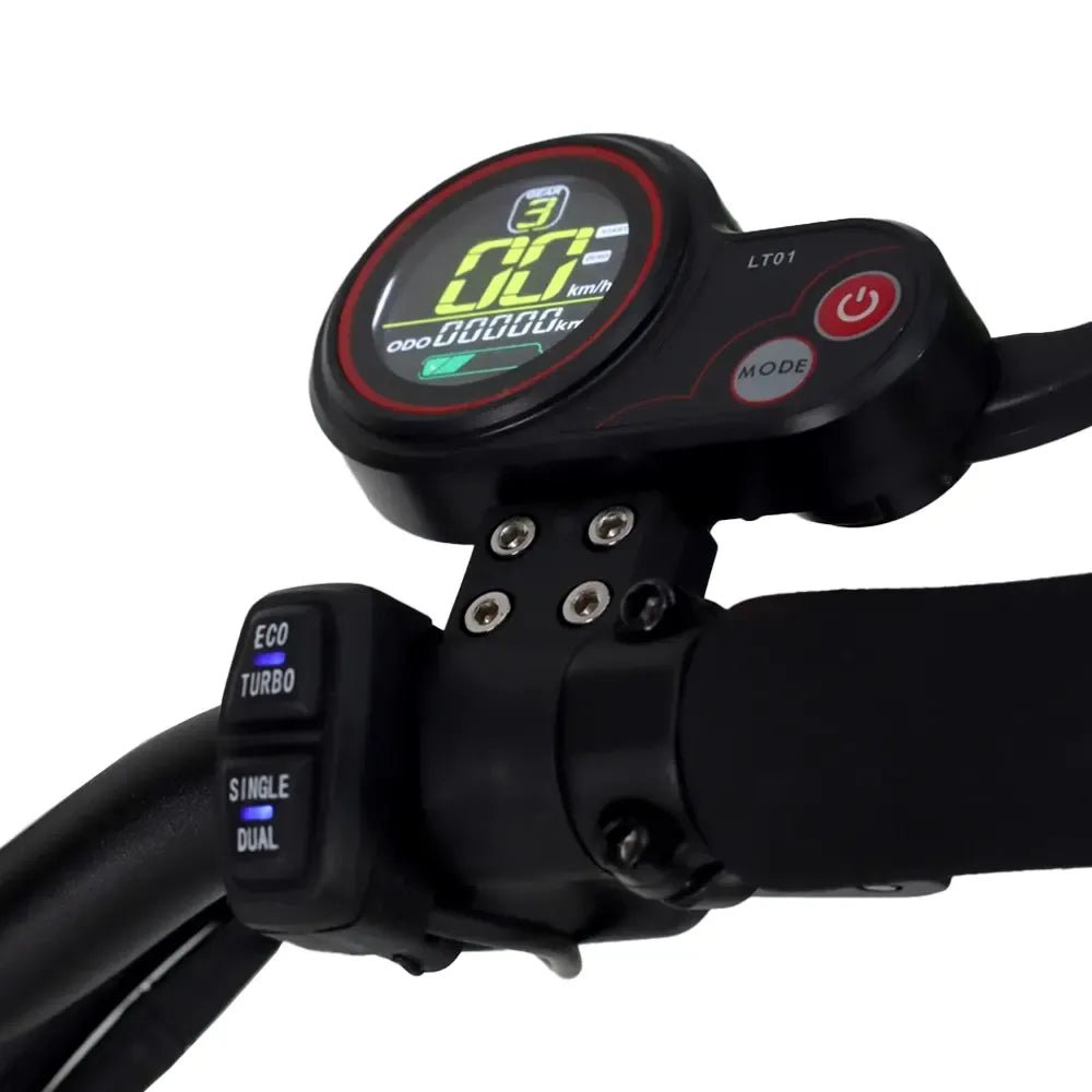 Close-up of the KAABO MANTIS 10 ECO display