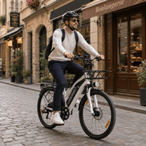 Man riding the LOOKROAD L28 MIN e-bike on a street