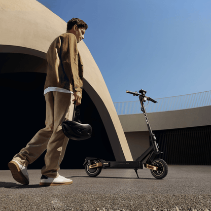 NAVEE ST5 Max - Electric scooter - Wheelyshop