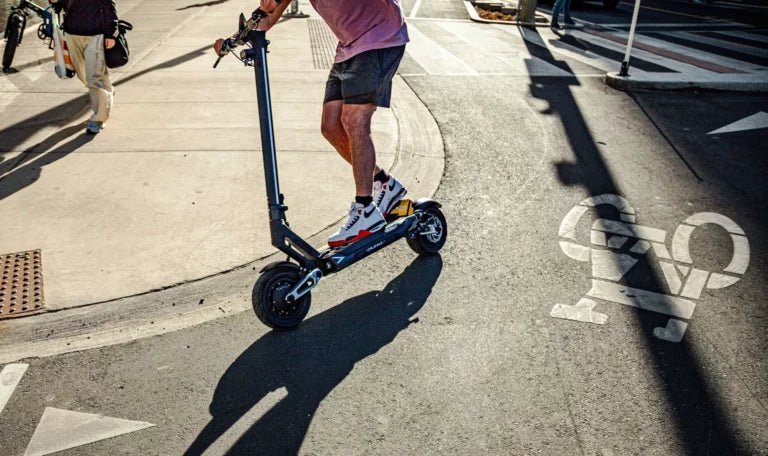 Punk Rebel Pro Max - Elsparkcykel - Wheelyshop