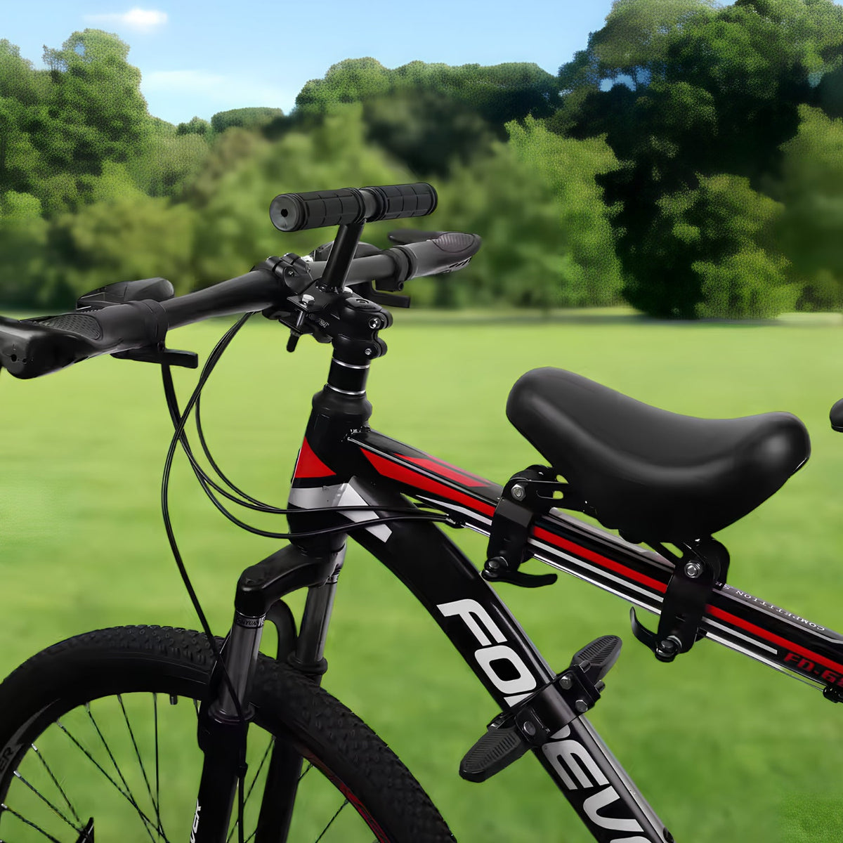Smart child seat Pro on a bicycle outdoors