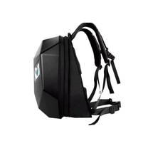 Shoulder strap of the Premium Edition backpack