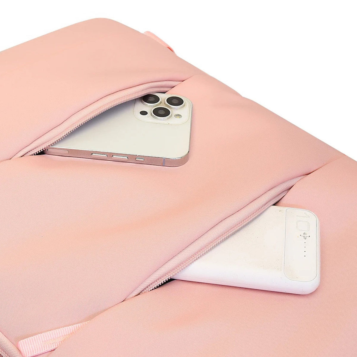 Pocket on smart backpack Splash Edition with a phone