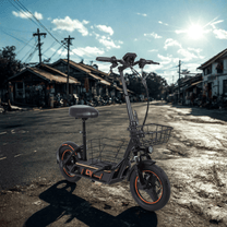 Wheely H14 electric scooter, front three-quarter view